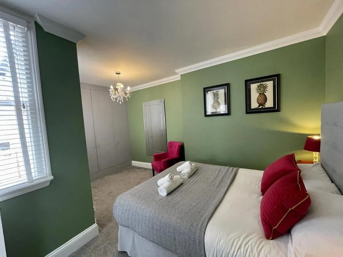 Regency Apartment - Marine Square By Crown Gardens Holiday Homes Brighton